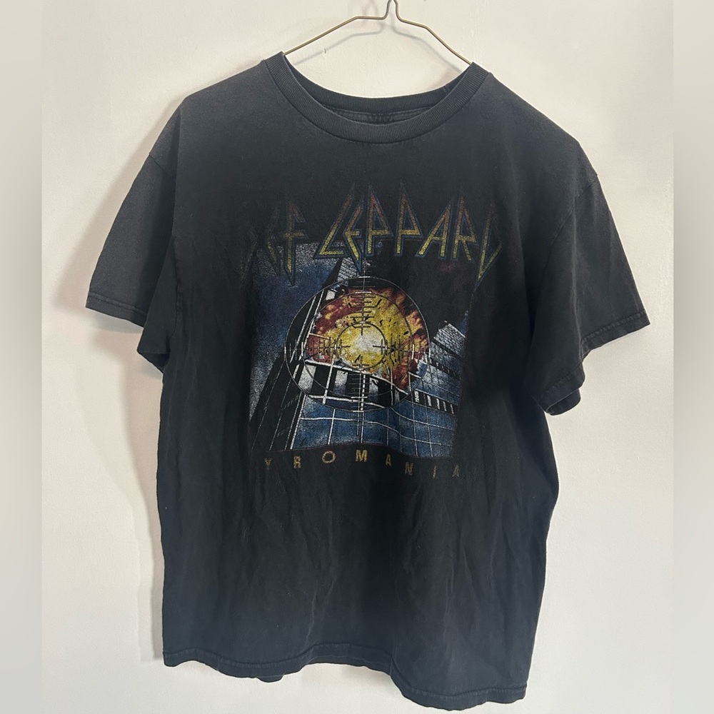 Vintage Def Leppard Pyromania Tour Graphic T-Shirt Rock Band